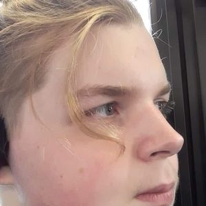 Meet your Posher, Sebertstone